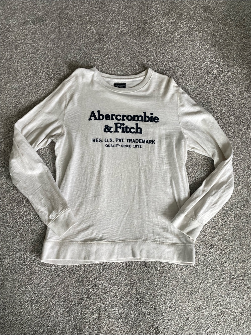 Abercrombie & Fitch White Knit Tee with Navy Embroidered Logo